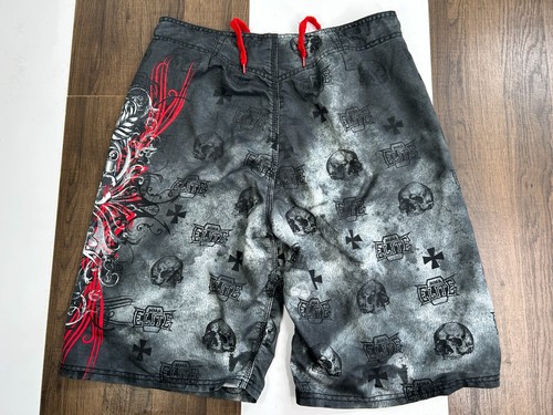 MMA Elite Mens Size M Gray Smoke Skull Iron Cross Pattern Shorts Drawstring - Picture 9 of 10