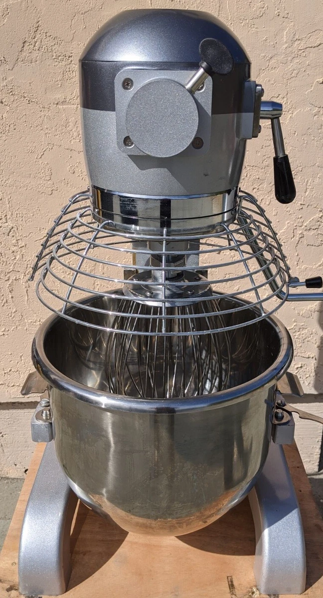 Mixers: 20 Quart Stand Mixer GEM120 - General Food Service