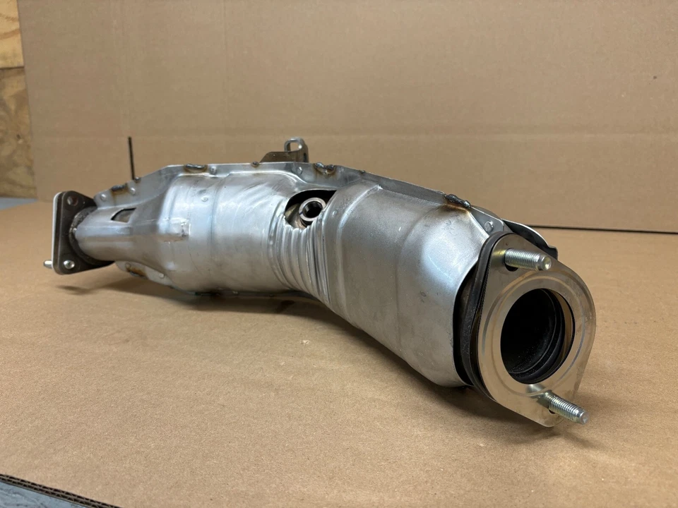 NUEVO COLECTOR DE ESCAPE OEM NISSAN/INFINITI M35 06-07 CC 208B3-EH225 Foto 2 de 4