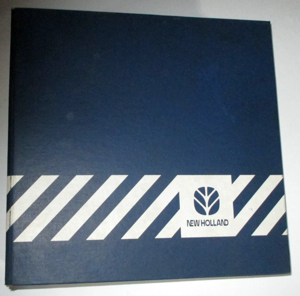 Libro manual de catálogo de piezas de tractor McCormick CX70 CX80 CX90 CX100 7-2100 2/01 OEM Foto 4 de 4