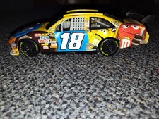 2009 Kyle Busch 18 M M's Winners Circle COT 1:24-NO BOX