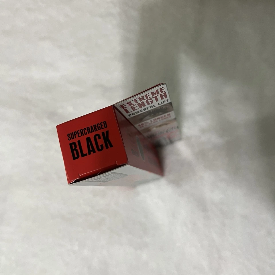 Benefit The're Real Magnet Powerful Lifting & Lengthing Mascara Full Size NIB - Image 4 of 4