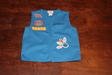 Girl Scouts Of America USA Daisy Uniform Vest JE Blue Glued Patches 03062