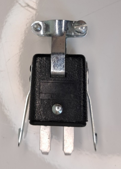 (Set of 2)  NEW Cinch Jones P-304-CCT  4‑Blade Power Plug, 10 A, 250 VAC