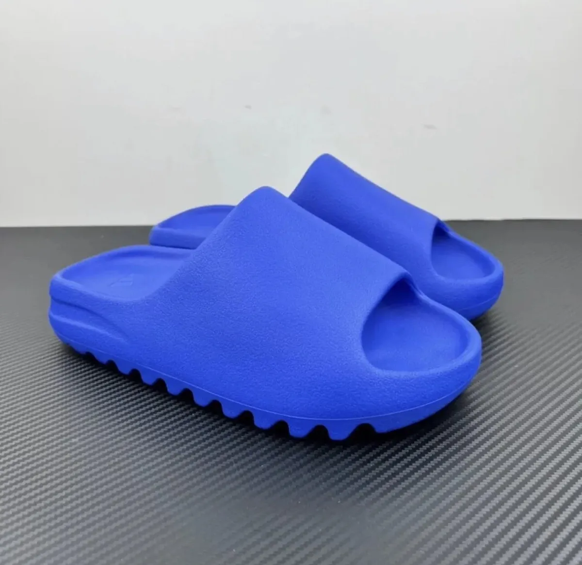 Adidas Yeezy Slide Azure Size 10 Brand New In Box CONFIRMED