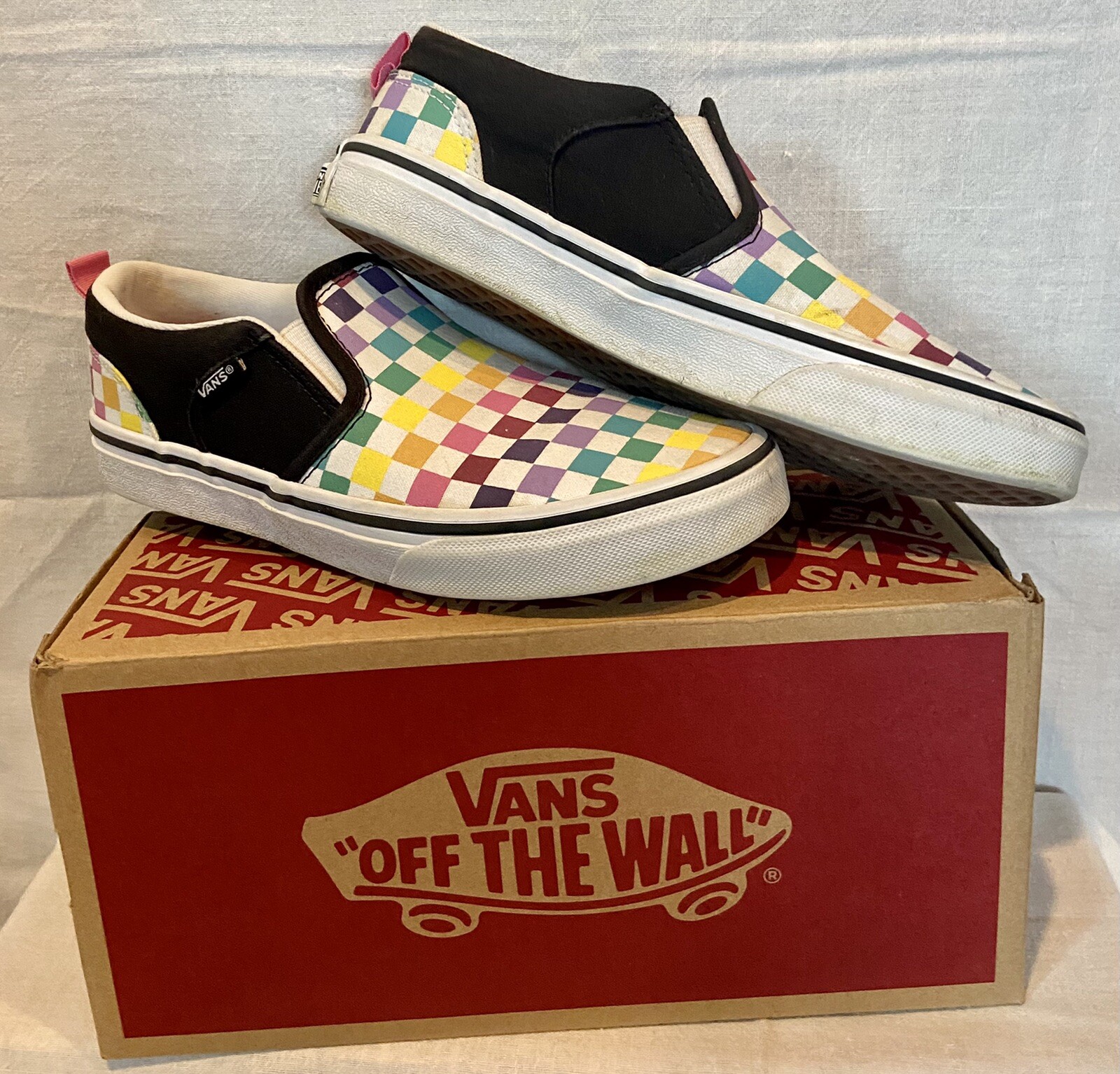 Vans Unisex Old Skool Rainbow Pride Checkerboard Skat… Gem