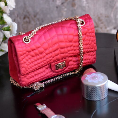 New 23c Chanel Runway Barbie Pink & White Tennis Racket Mirror Handbag  Bag 💝slg