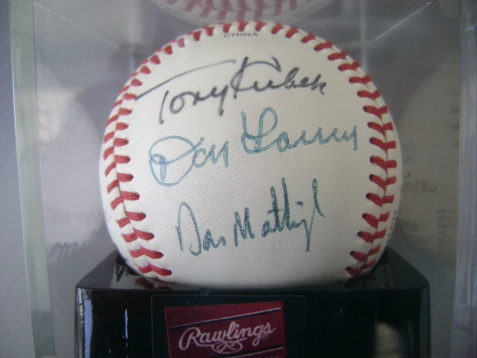 N.Y.YANKEES-KUBEK/LARSEN/SKOWRON/SLAUGHTER/ SIGNED MLB BALL - Image 2 of 4