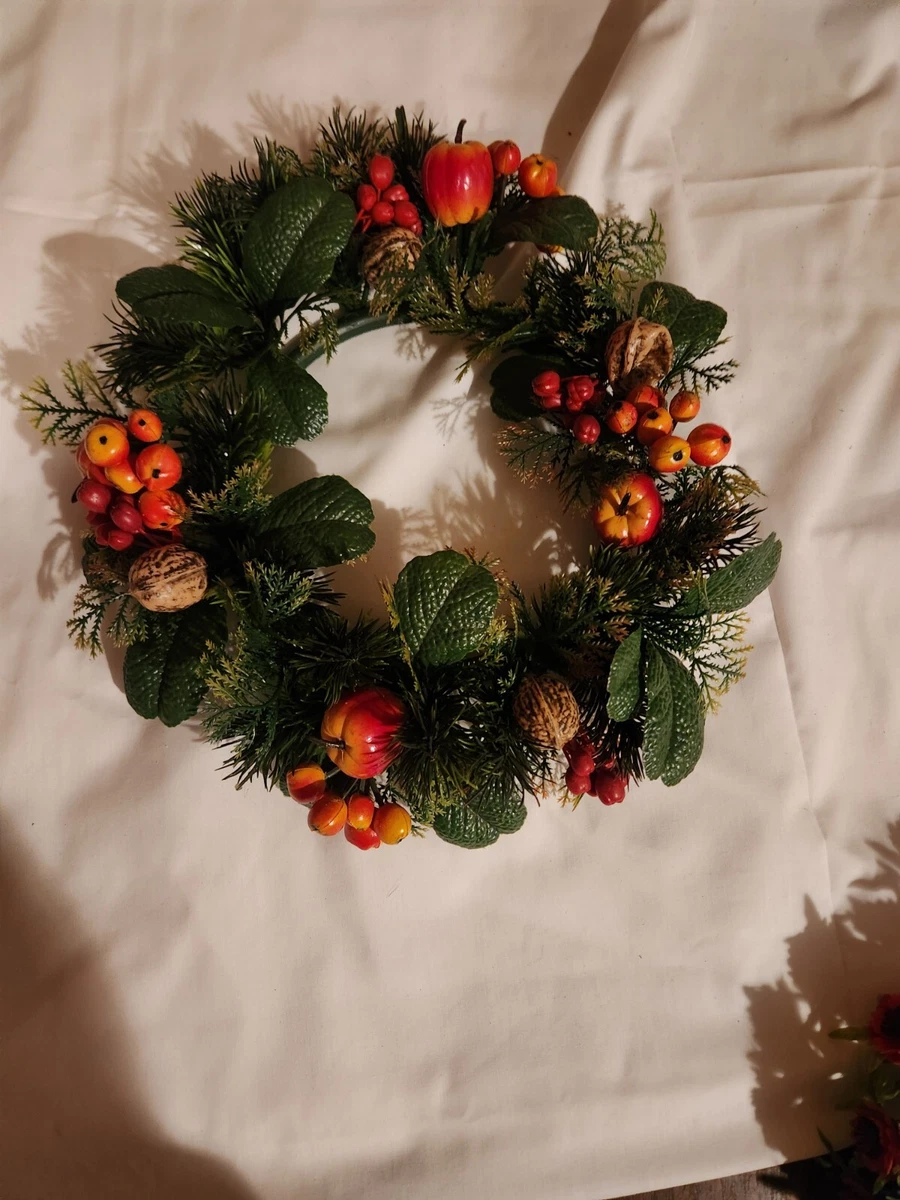Christmas Wreaths 1960 Year Manufactured Collectible Wreaths