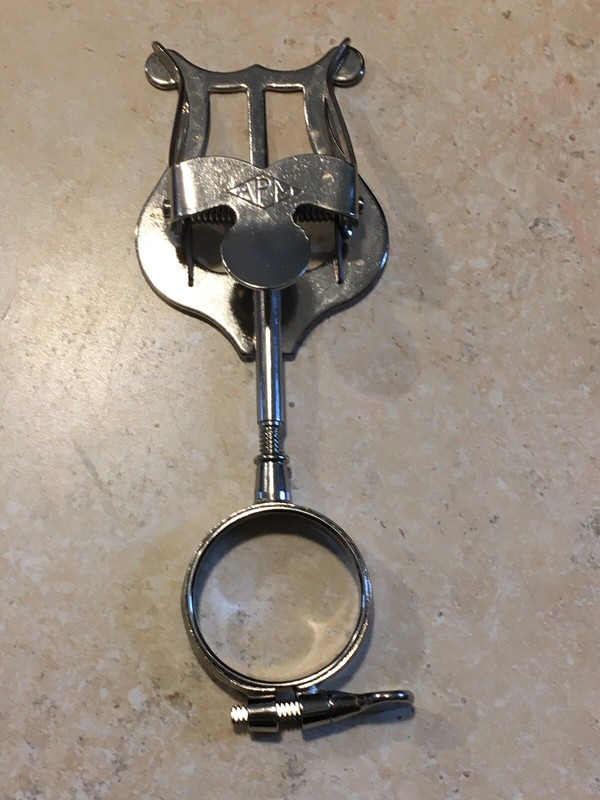 Clarinet Lyre in Nickel, for Standard Clarinets, attaches to bottom joint.  New