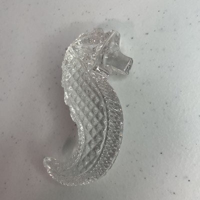 WATERFORD 2004 SOCIETY CRYSTAL SEAHORSE HAND-COOLER PAPERWEIGHT 3 3/4 Inches 