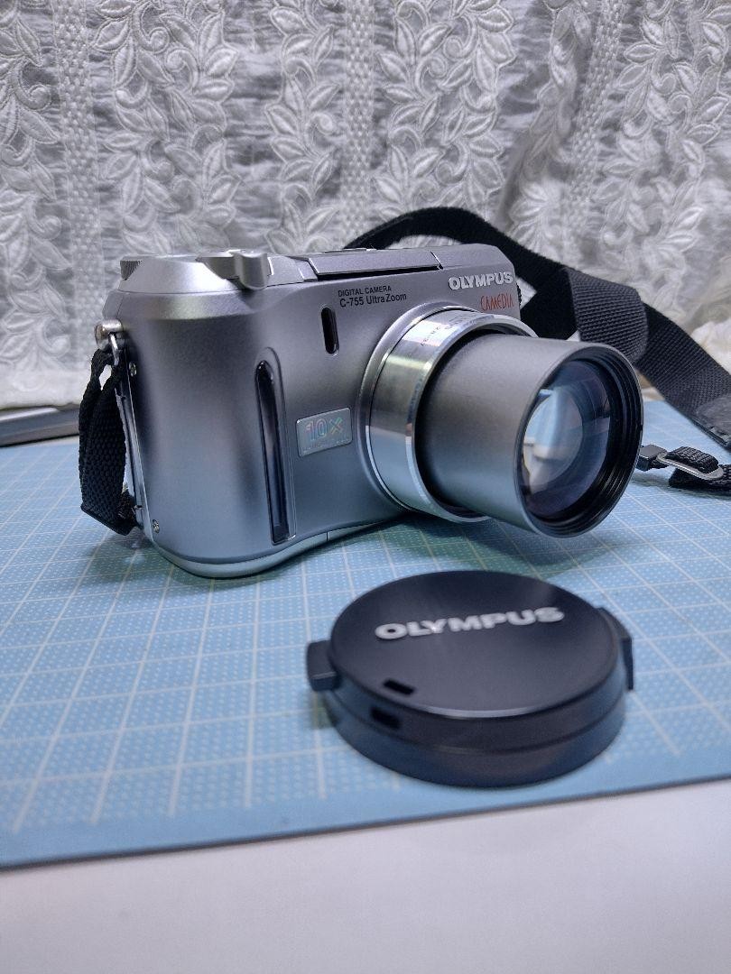 Olympus C 755 Ultra Zoom Digital Camera Vintage Compact Old