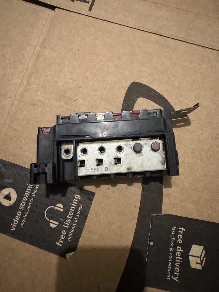 1995-2000 Lexus LS400 bloco de link fusível módulo unidade conjunto 82620-50050 fabricante de equipamento original - Imagem 2 de 4