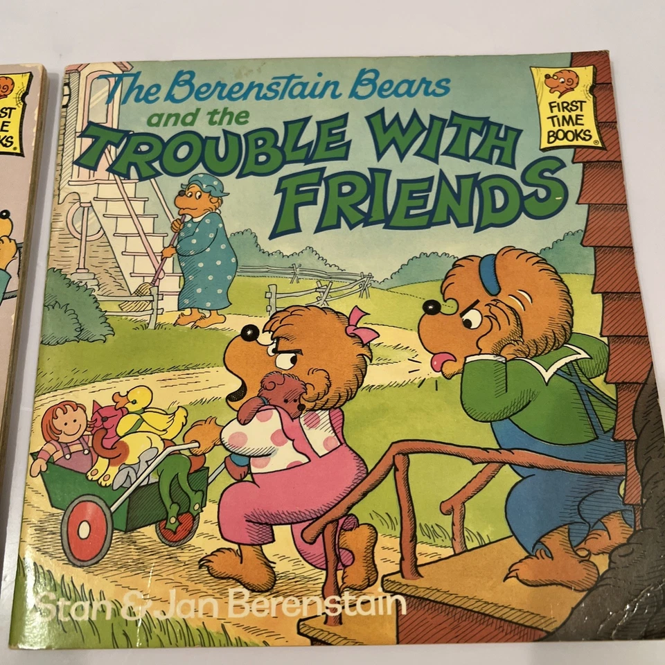 Vintage Easy Reading Books 1981 -1986 Lot of 3 Berenstain Bears by Jan Bernstein - Image 3 of 4