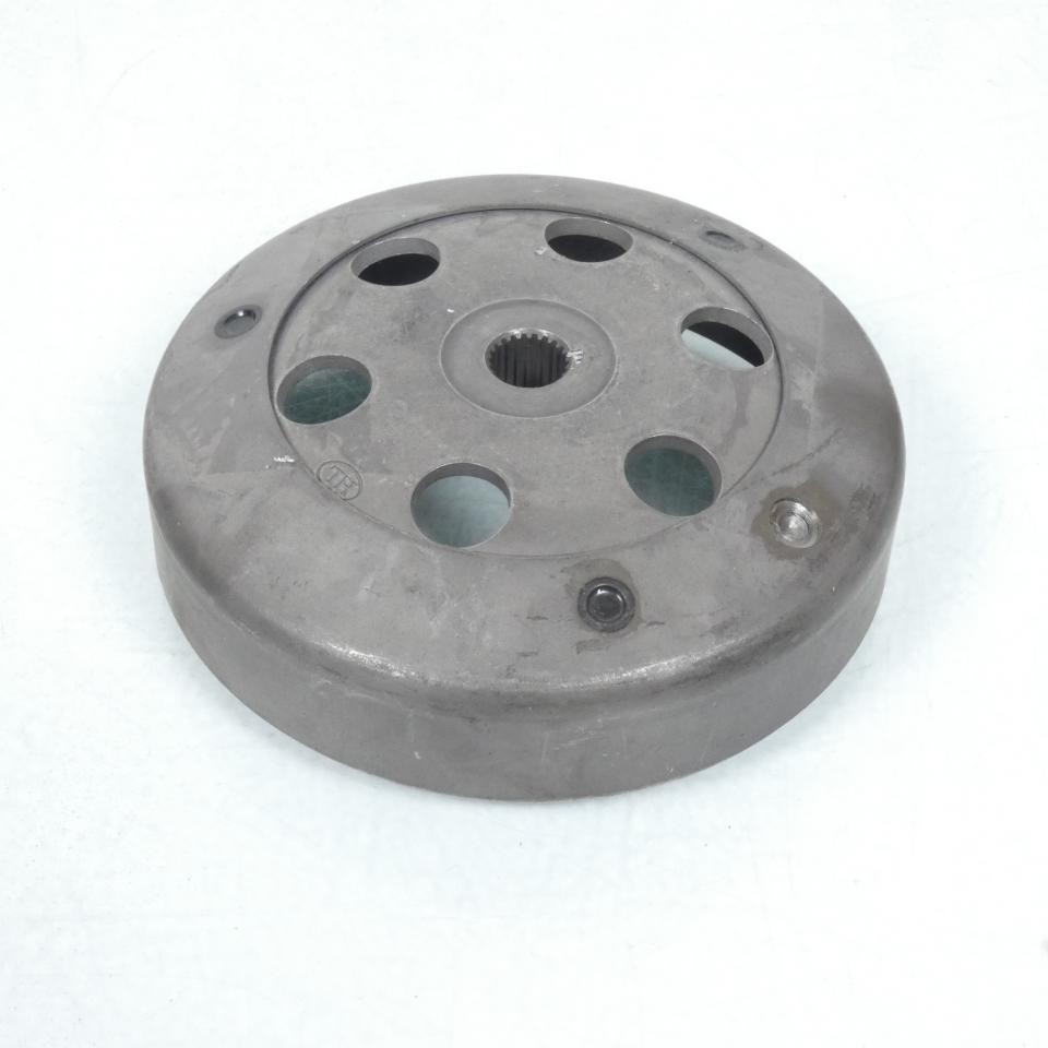 Cloche d'embrayage Piaggio Free 50 - Pour des trajets urbains fluides au quotidien