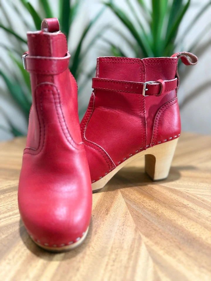 Botas suecas Hasbeens Jodhpur tamanco couro fivela de madeira rara vermelho cereja tamanho 37 - Imagem 3 de 4