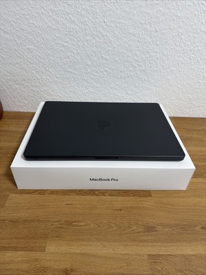 Apple MacBook Pro 2023 16'' M3 Pro 18-Core GPU 512 GB SSD | WIE NEU