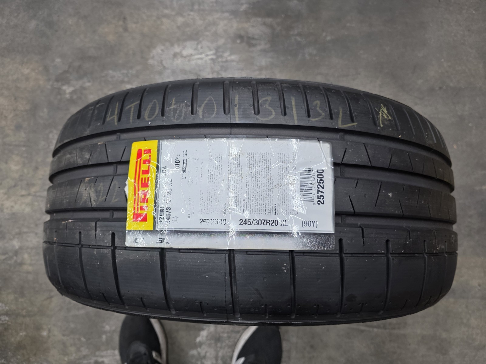 LAMBORGHINI HURACAN PIRELLI CORSA (PZC4) 245 30 R20 XL 90Y TIRE OEM 4T0601313L