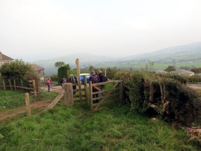 Photo 6x4 Pen y Beili Cwmcrawnon Llwybr ceffyl sy'n dod lawr o lethr c2015