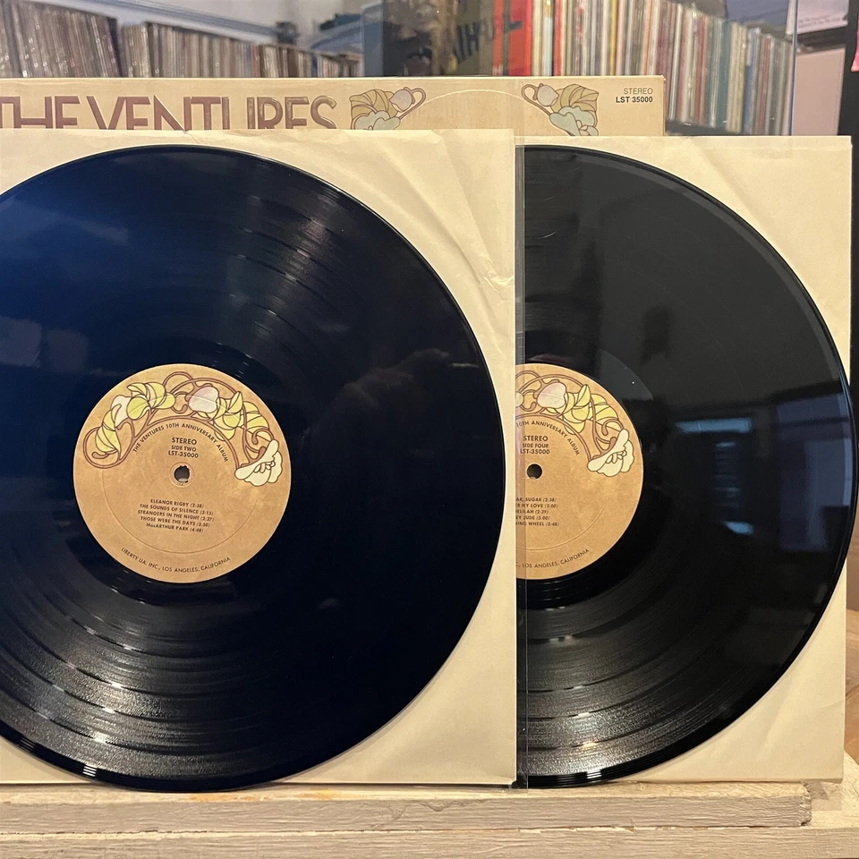 [ROCK/POP]~EXC 2 DOUBLE LP~The VENTURES~10th Anniversary Album~[1970~LIBERTY~Iss - Image 4 of 4