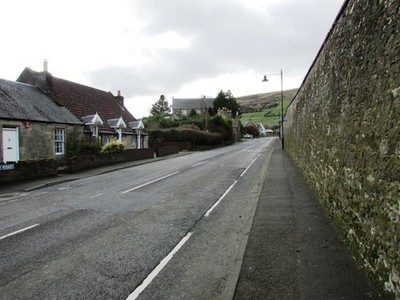 Foto A3 Neue Straße, Falkland aus fast gleicher Position wie dieses Bild um 2017