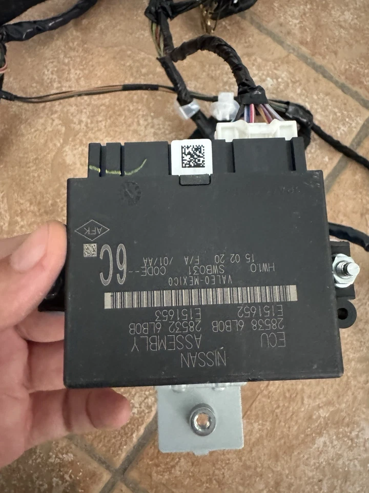 Arnés de cableado de piso de carrocería completa Nissan Sentra 20-23 con cámara Foto 4 de 4