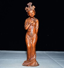 Exquisite Small Leaf Boxwood Classical Beauty Ornament