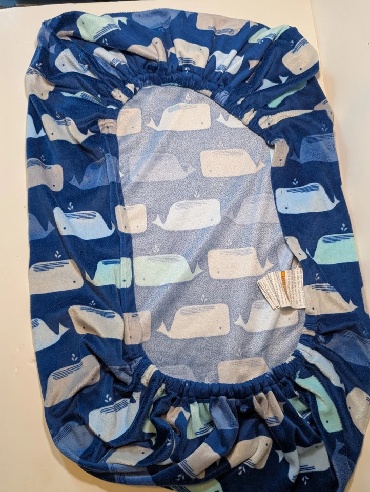 Cloud Island Azul Marino Ballena Náutico Cambiador Almohadilla Cubierta Peluche Bebé Foto 4 de 4