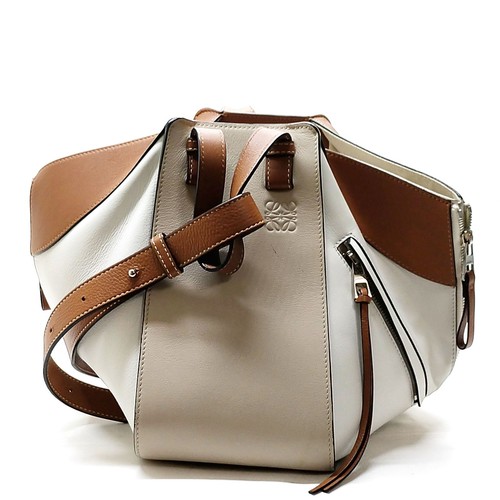 LOEWE Shoulder Bag Beige Leather 5509358