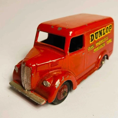 Dinky Toys #451 Trojan Dunlop Tyres Van - Restored Vintage (ref49)