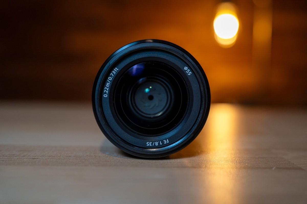 Sony FE 35mm F1.8 Lens (used, good condition) - Original box