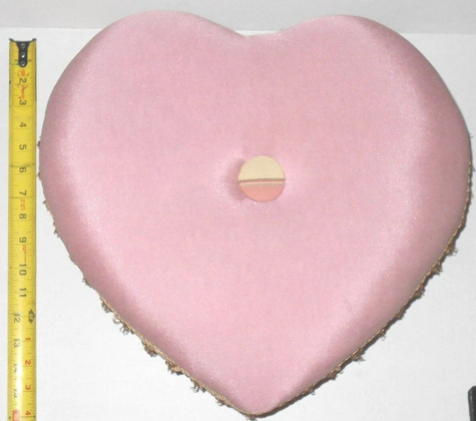 Vintage Beautifully Designed Pink Heart Shaped Padded Fancy Footstool/Stool HTF - Image 4 of 4