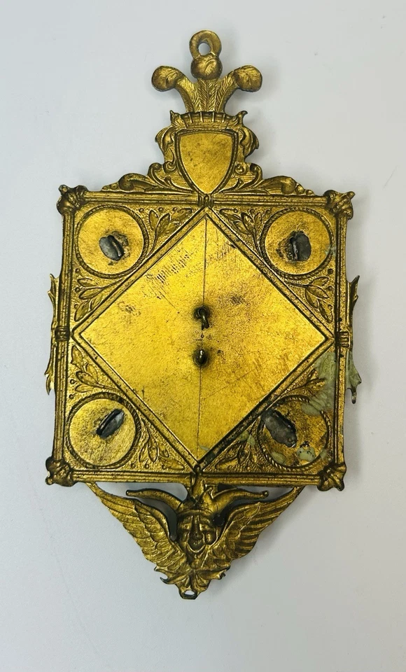 Antiguo escudo de latón Narraganset Pier Casino 1900 Foto 4 de 4