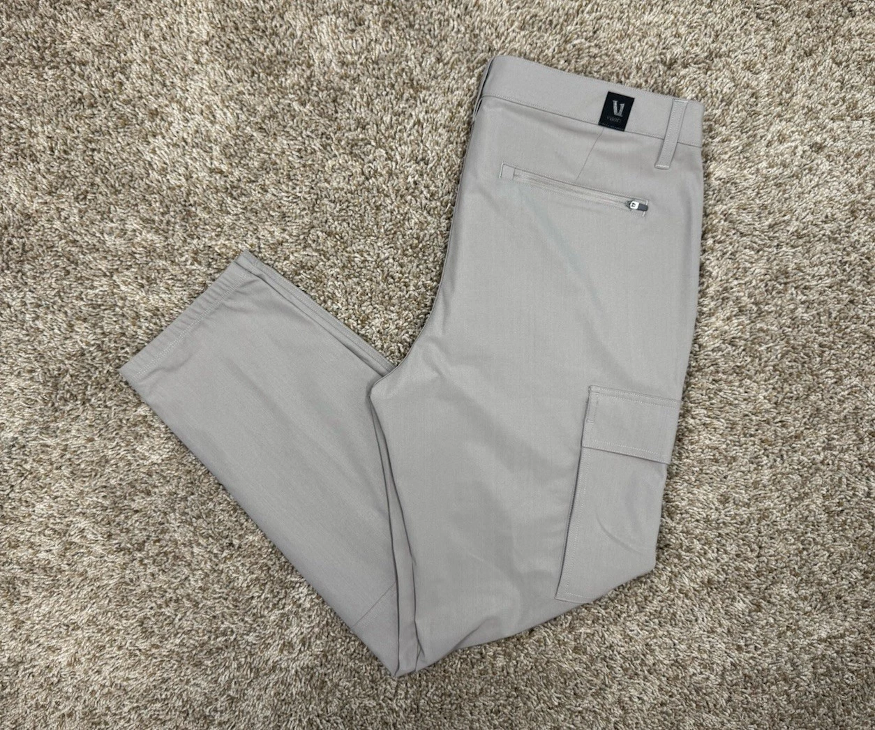 Vuori Men's Gray Meta Cargo Utility Pants Performance Jogger Size 33 (33x29)