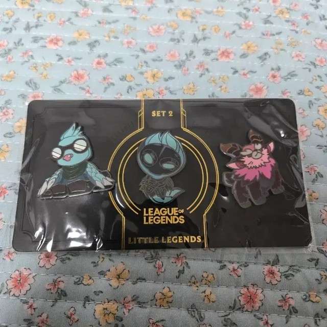 League of Legends TFT Little Legend Pin Badge Set Unopened