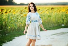 Vyshyvanka Traditional Embroidered Women Ukrainian dress Ethnic Size L