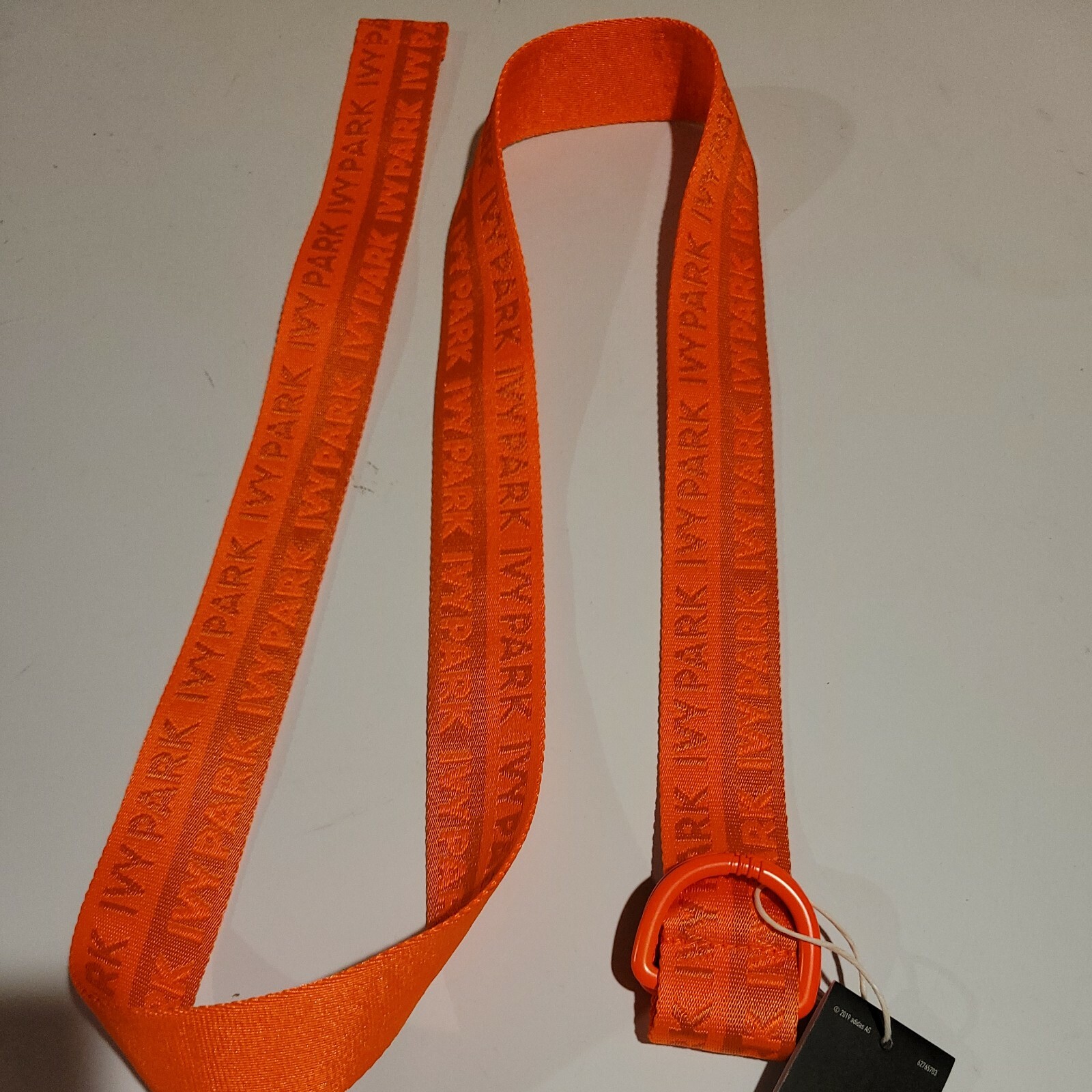 ivy park lanyard