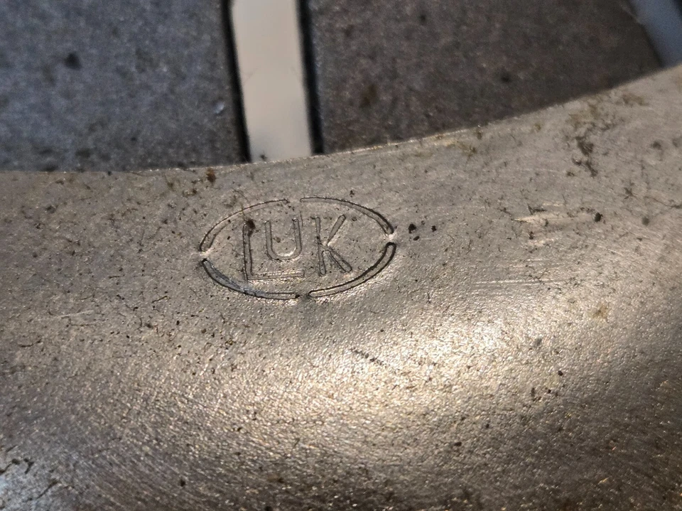 LuK Clutch Pressure Plate 99400 | 11 7/8" Plate Diameter 13 1/2" Total Diameter - Image 2 of 4