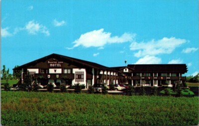Bavarian Haus Motel Frankenmuth Michigan Vintage Chrome Postcard Unposted A61