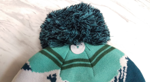 New Alaska Hat Polar Wear Alaska beanie style Knit hat with Pom Pom Orca - Picture 2 of 6