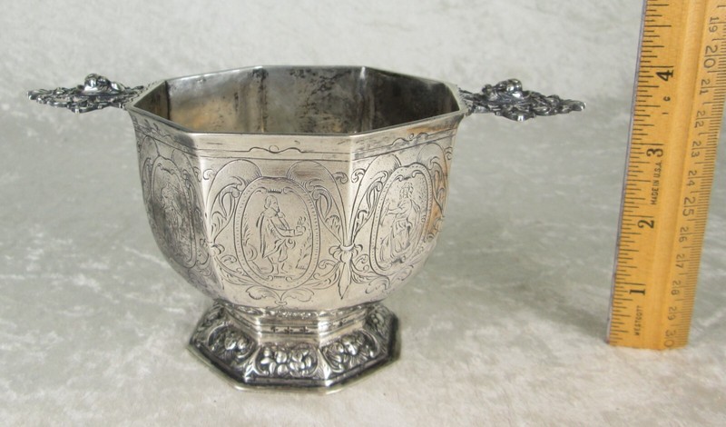 B NERESHEIMER & SÖHNE HANAU German Silver 2 Handle Brandy Cup 276g c1900