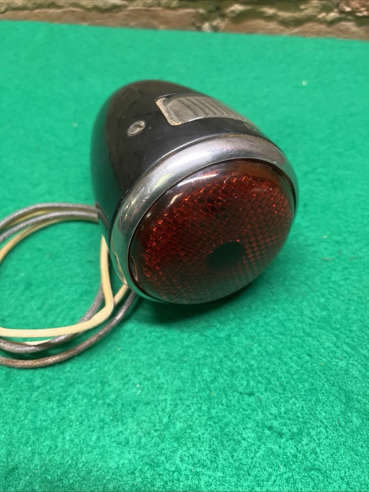 Conjunto de canastilla de luz trasera izquierda Ford 1937 original DUOLAMP nuevo en stock Foto 4 de 4