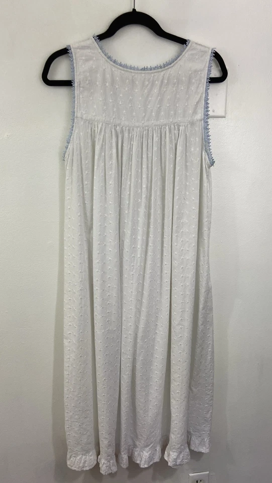 Camisola Adonna L branca Cottagecore pradaria bordada eduardiana TRAD modesta - Imagem 4 de 4