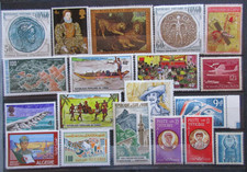 MONDE timbres N° divers neuf ** en bon état lot BN162