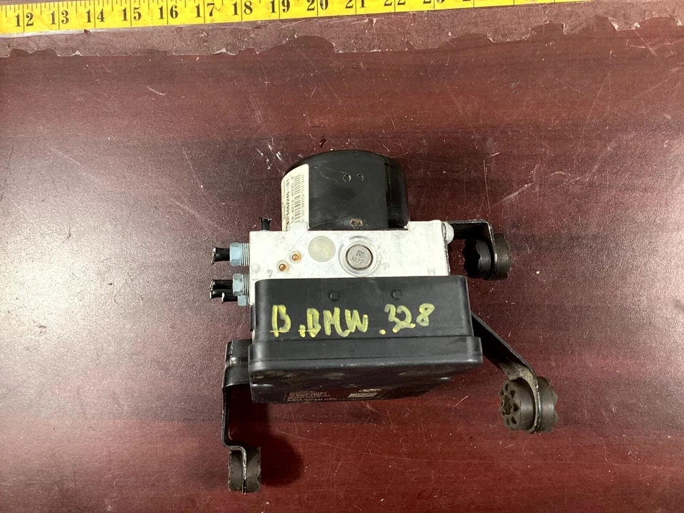 2013 - 2016 BMW 320i 328i ABS unidade de bomba de freio antibloqueio 6862247 fabricante de equipamento original. - Imagem 3 de 4