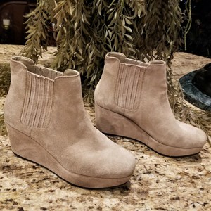 bcbgeneration ankle boots