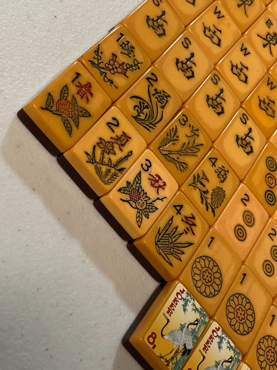 vintage 2-tone bakelite Majong MAH JONG tile set ready for 8