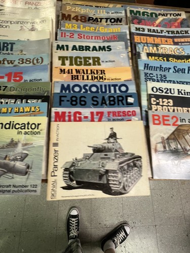 Squadron Signal Publications Military Aircraft Airplane Combat Troops Lot #4 - Picture 10 of 20