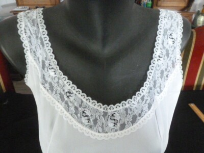 Combinaison Vintage Dentelle Femme Taille 42 - Fond De Robe Blanc Cassé