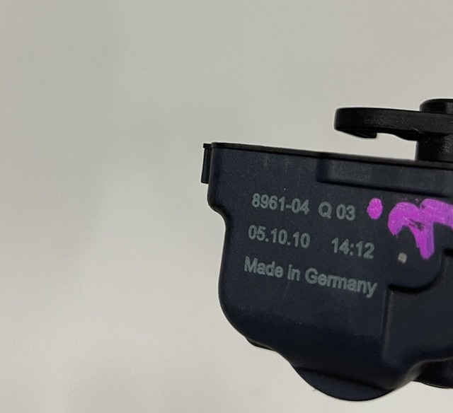 0815 Smart FORTWO W451 Fuel Gas Tank Door Lock Actuator OEM for sale